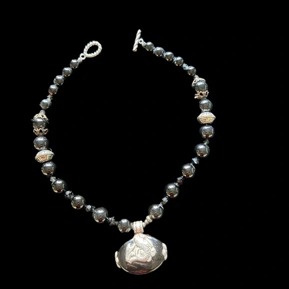 Women’s Necklace -Black Onyx/Sterling Silver Pendant & Beads -Substantial Choker - Picture 6 of 10